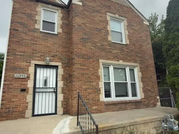 11545 Kenmoor St, Detroit, MI 48205