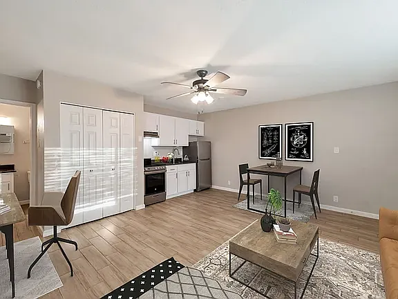 Park Vista Apartments — Photo 11
