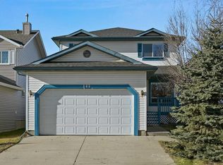182 E Coventry Close NE, Calgary, AB T3K4A6