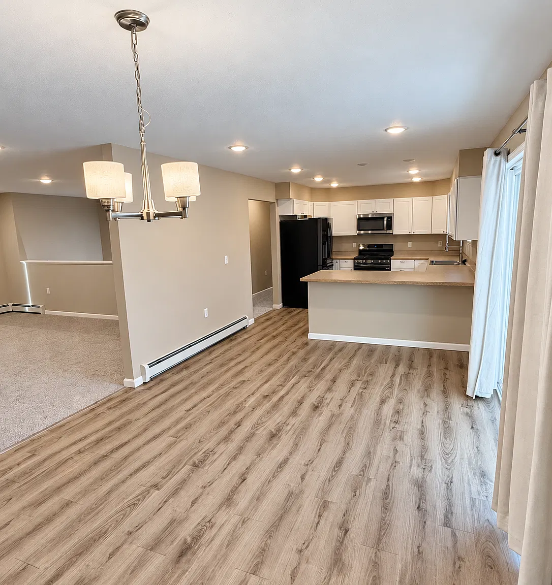 5 bed, 3.0 bath, 2781 sqft, $3,300 — Photo 1