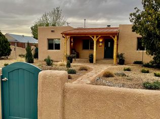 435 El Paraiso Rd NW, Los Ranchos De Albuquerque, NM 87107