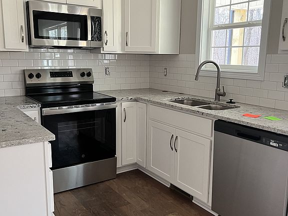 5th image of 758 Gleason Dr Lot 640