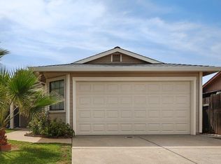 6 Ashley Oaks Ct, Sacramento, CA 95815