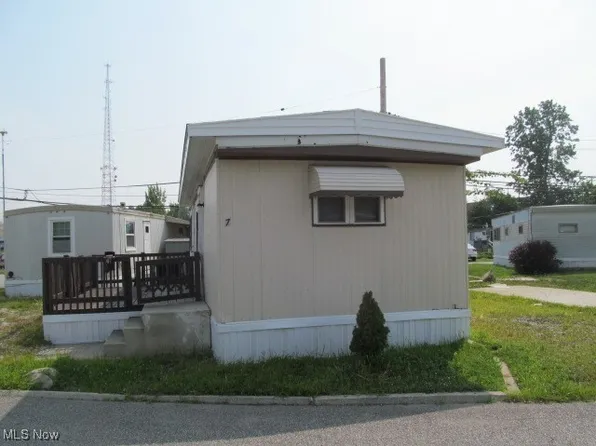 30335 Euclid Ave Trailer 7, Wickliffe, OH 44092