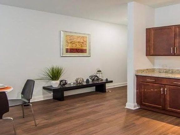 2nd image of 747 Grand St #2B