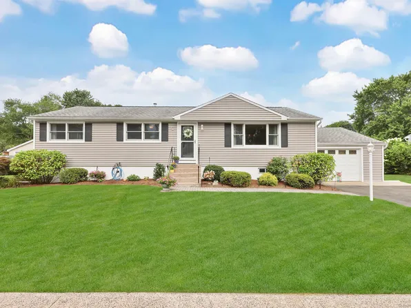 18 Williamson Road, Hamden, CT 06517