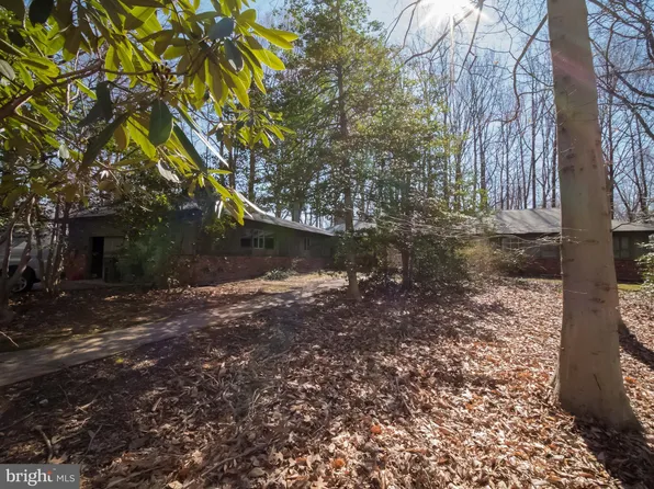 4313 Woodlark Dr, Annandale, VA 22003