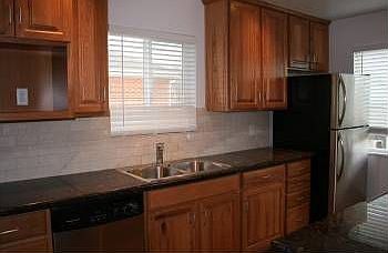 5th image of 1750 E Bryan Ave