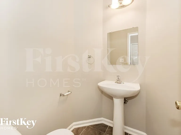 7660 Village Loop — Photo 14