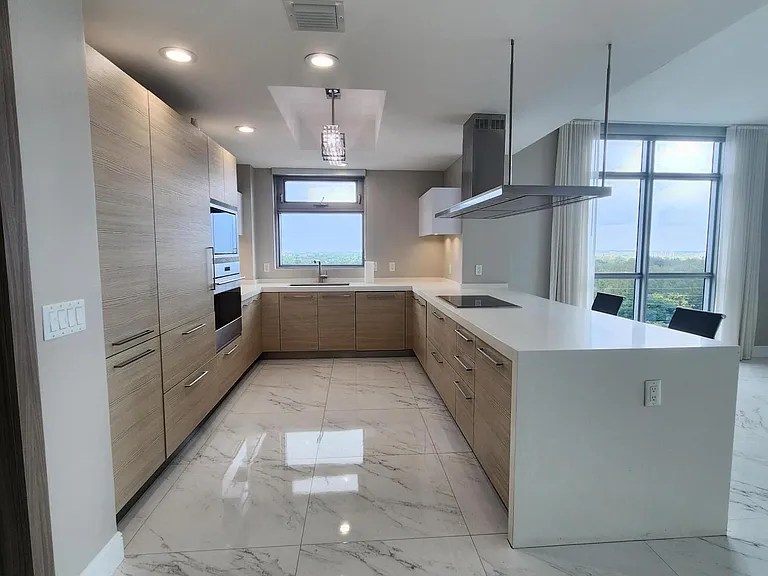 17301 Biscayne Blvd #1202 — Photo 11