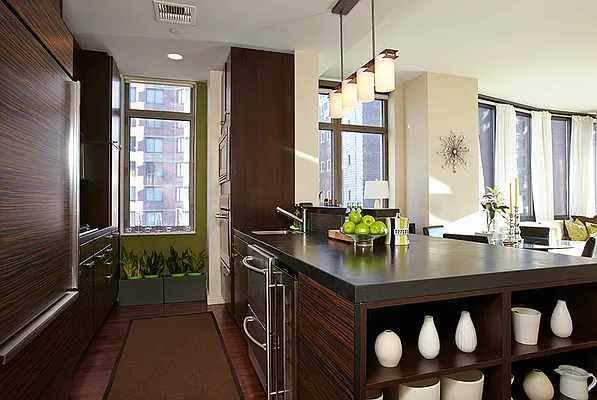 Sold by Town Residential | media 23