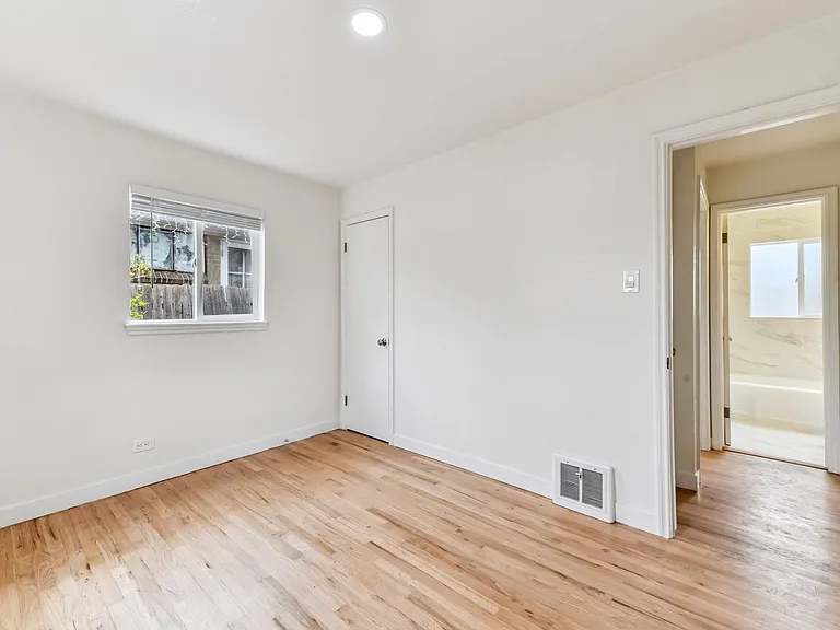 1325 Lansing St — Photo 14