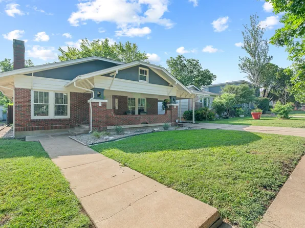 3233 Lipscomb St, Fort Worth, TX 76110