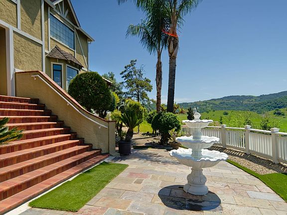 3rd image of 7790 Lost View Rd