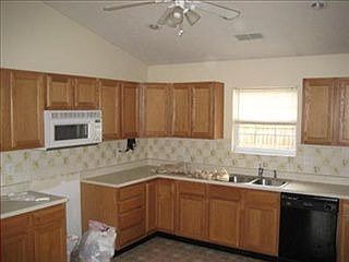 1st image of 409 N 1st St