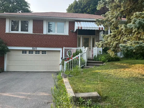 169 Trayborn Dr, Richmond Hill, ON L4C 4K9