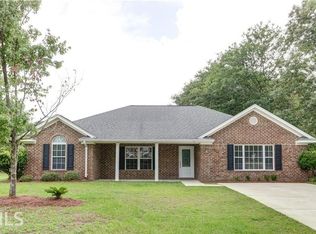 409 Oak Ln, Rincon, GA 31326