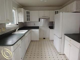3rd image of 44905 Lindsey Dr #22