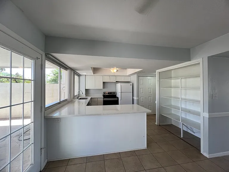 4745 W Northern Ave — Photo 18