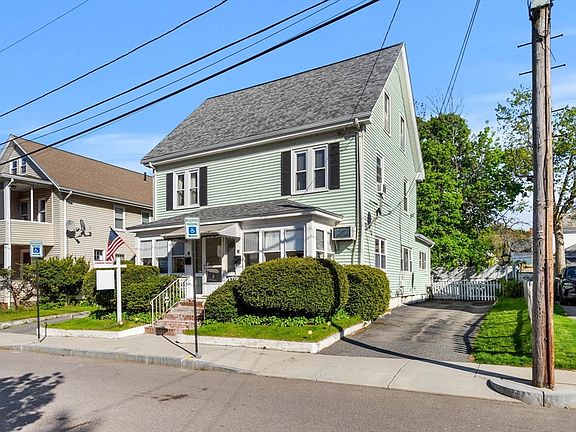3rd image of 18 N Payne St