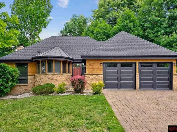 217 Sunset Blvd, Mankato, MN 56001