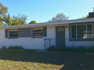 9064 Leisure Ln N, Largo, FL 33773