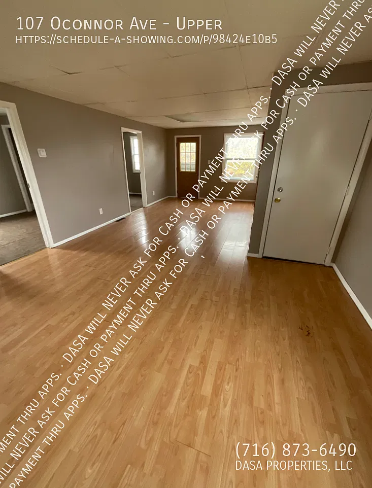 107 OConnor Upper - 3 Bed / 1 Bath — Photo 2