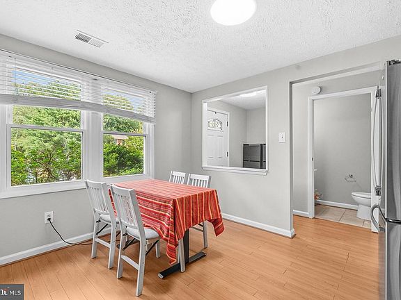 4th image of 8348 Rocky Forge Ct