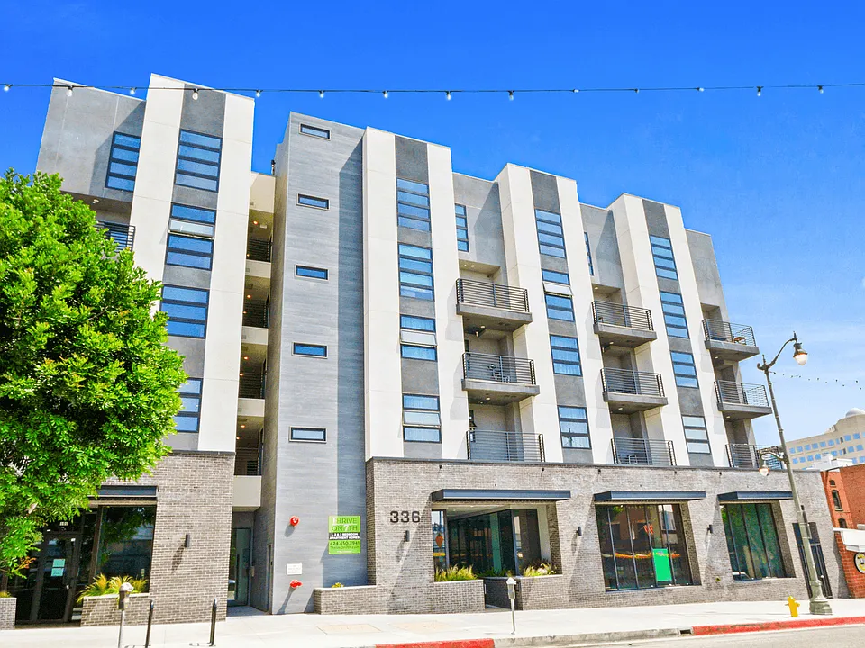 Building Photo 5