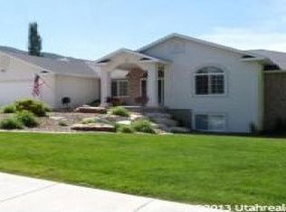 1160 Windsor Dr, River Heights, UT 84321