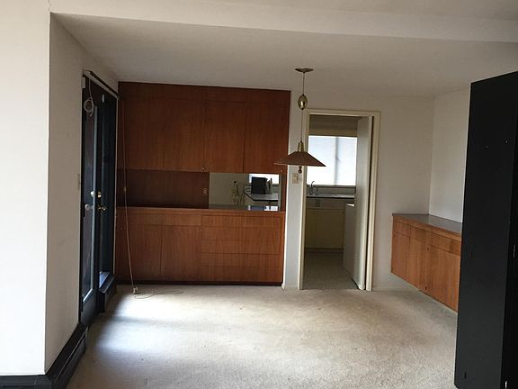 5th image of 4111 N Mason Ave