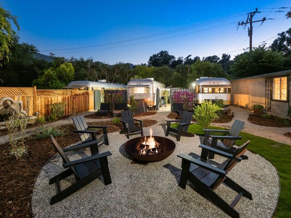 272 N Topanga Canyon Blvd #3