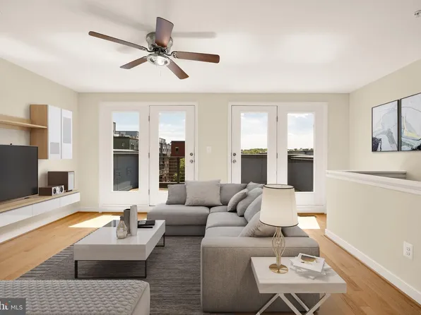 8331 Looking Glass Way, Fairfax, VA 22031