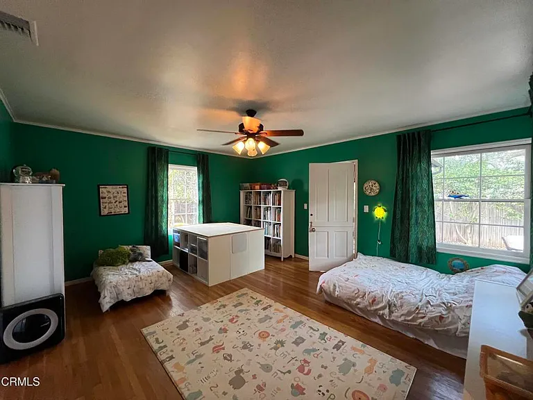 1915 Edgewood Dr — Photo 13