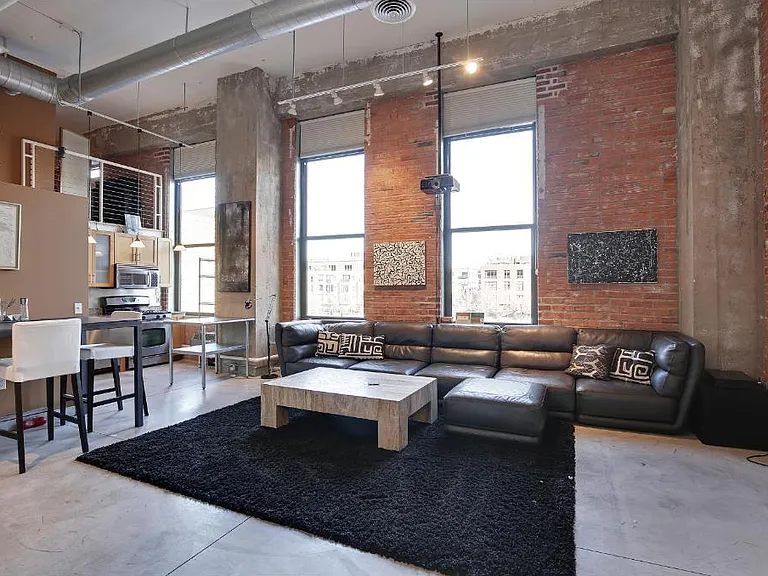 250 Park Ave #213 — Photo 4