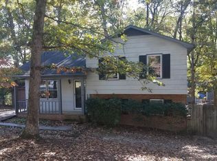 3 Chaucer Ct, Greensboro, NC 27407