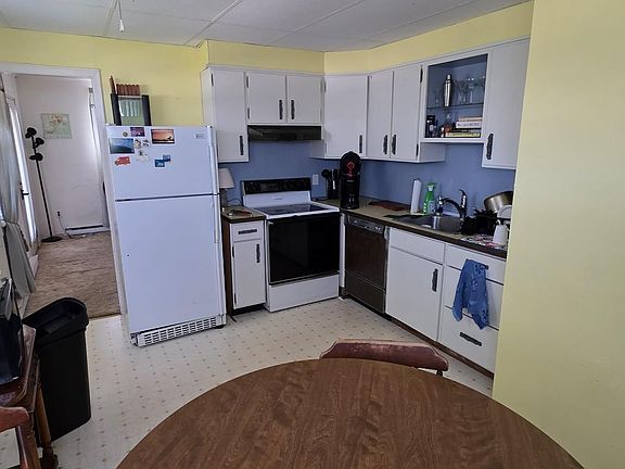 4th image of 320 39th St S
