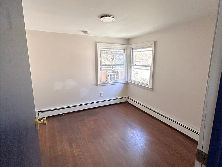 451 E Main St — Photo 17