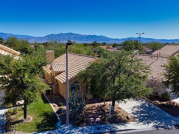 3rd image of 9228 Sun Rose Ave