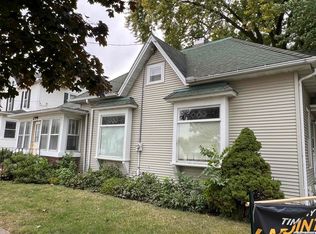 553 6th St SE, Mason City, IA 50401