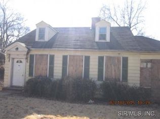 79 Fairbrothers Pl, East Saint Louis, IL 62203