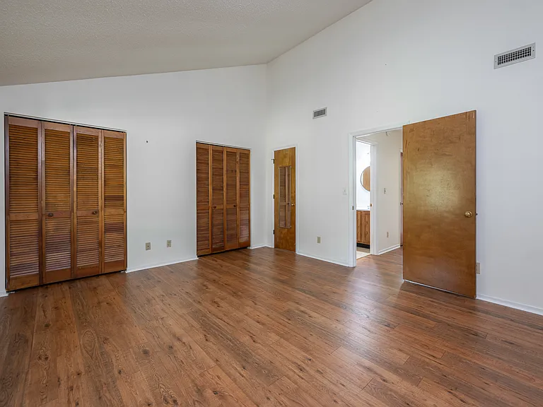 Bedroom #1