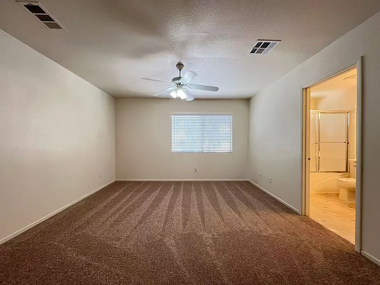 8704 Autumn Valley Ave — Photo 16