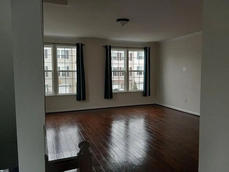600 Golden Pear Ln — Photo 8
