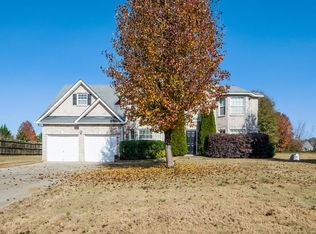 12 Sheffield Ln, Powder Springs, GA 30127