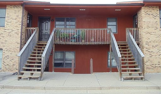 3rd image of 2504 Southridge Dr APT F