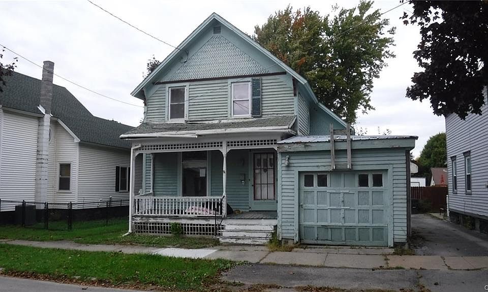 1st image of 924 Knox St