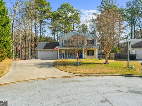 900 Willow Springs Ct, Loganville, GA 30052