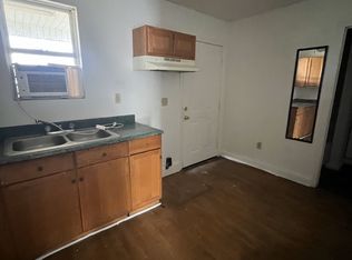 100 Academy St #B, Clinton, SC 29325