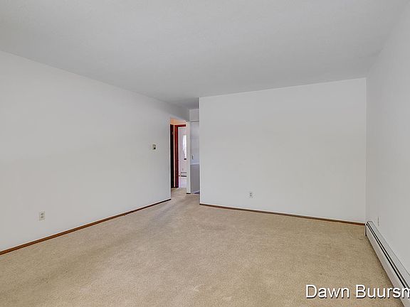 3rd image of 3358 Chestnut Ave SW
